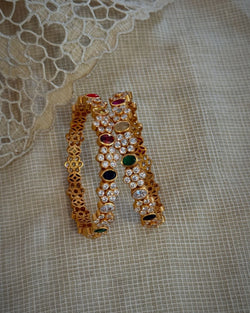 AS-X05983 Navrathan Bangles
