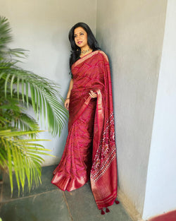 EE-V16359 Red Banarsi Saree