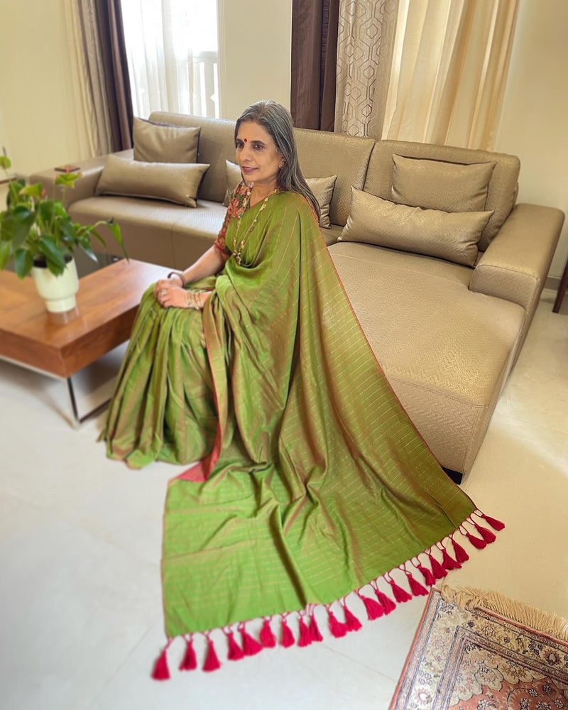 EE-W02750 Reversible Saree
