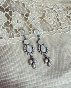 AS-V16809 Silver Pearl Earring