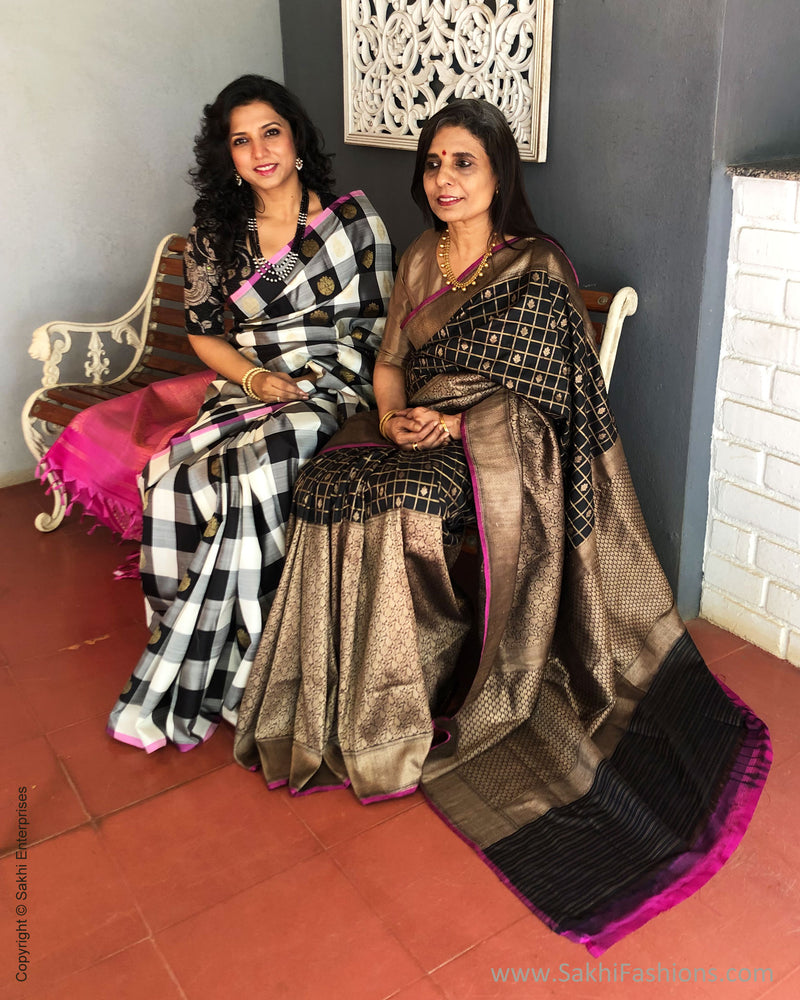 EE-S26081 Check Kanchi Silk Sari