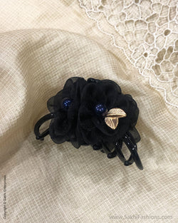 AX-30647 Black Flower Clip