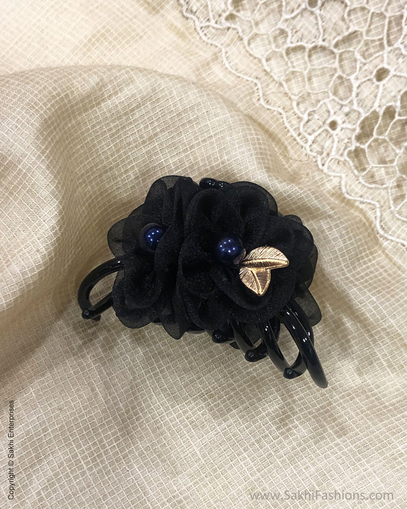 AX-30647 Black Flower Clip