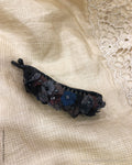 AX-20846 Black Floral Clip