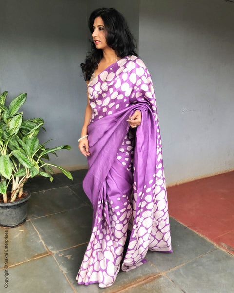 EE-S29099 Lilac Batik Sari – sakhifashions