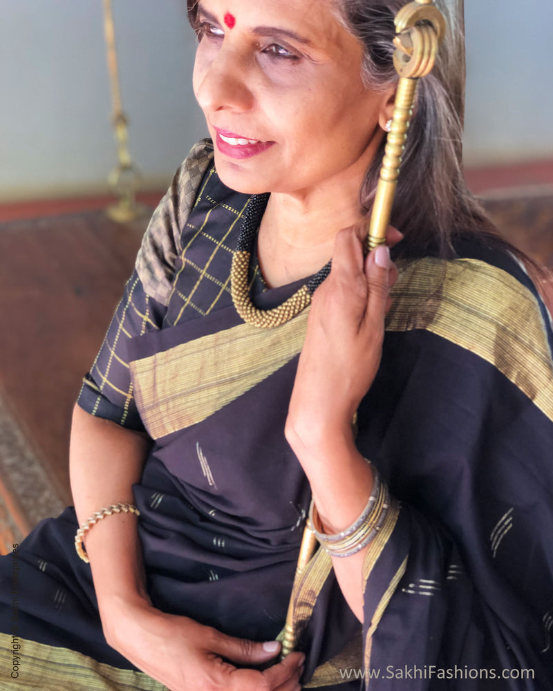 EE-S36087 Black Paithani Sari
