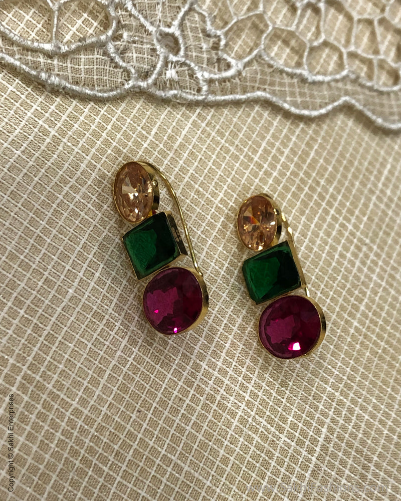 AGDS-35916 Gold Earring