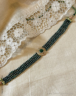 AGDS-39788 Green Gold Choker