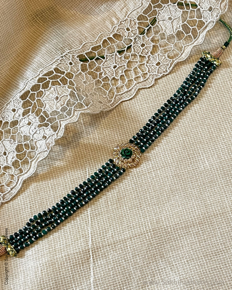 AGDS-39788 Green Gold Choker