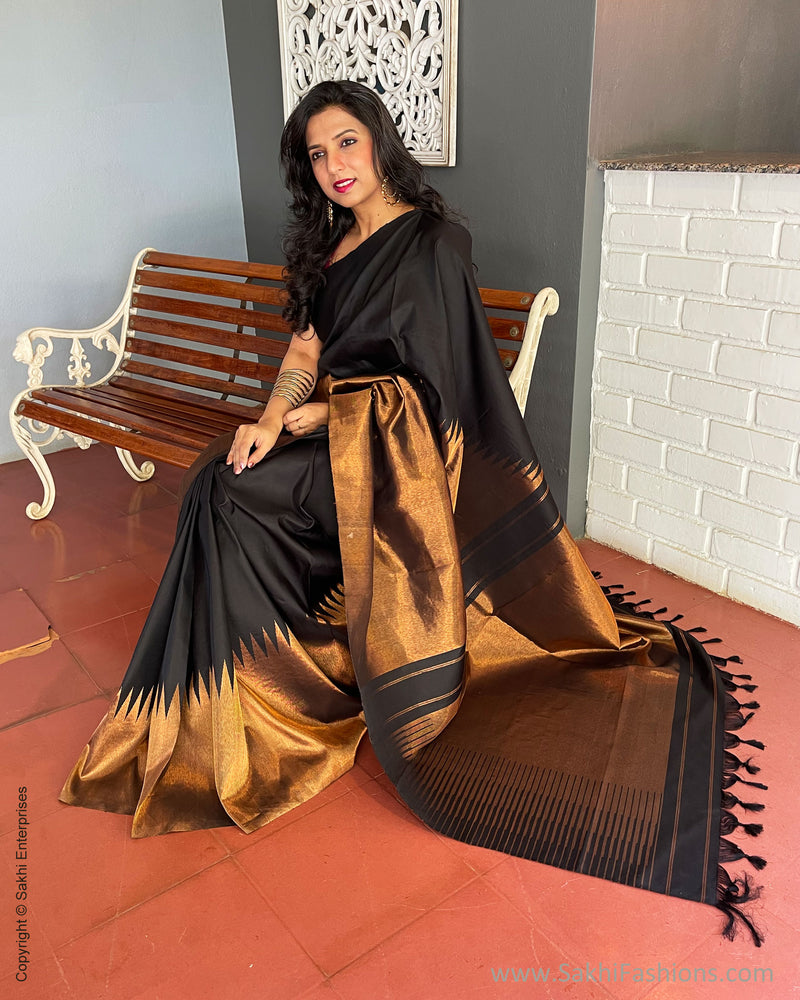 Banarasi Copper Zari Saree in Black – casualsaree