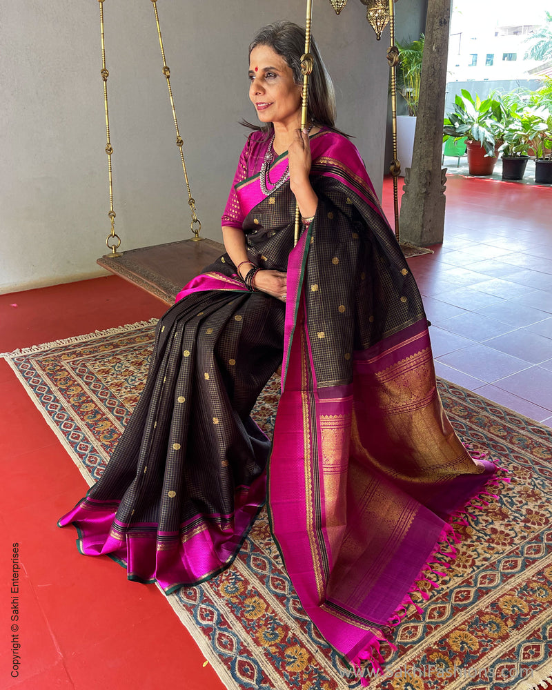 EE-S46329 Kanchana Kanchi