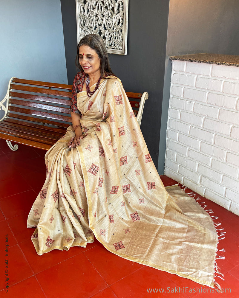 EE-S52712 Kasuti Tussar Sari