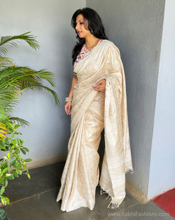 EE-V01109 Tussar Emb Sari