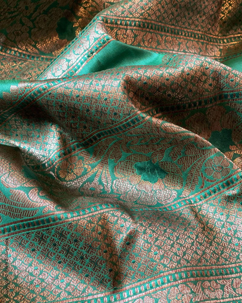 BL-V03551R Green Banarsi Blouse