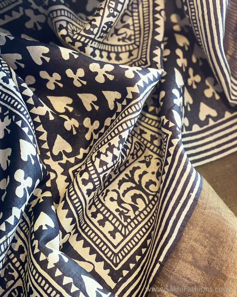 EE-V03155 Abstract Tussar Sari