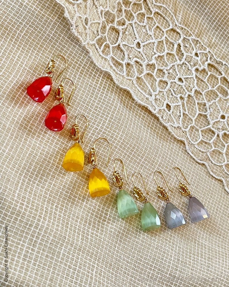 AG-V04306 Stone Hook earring