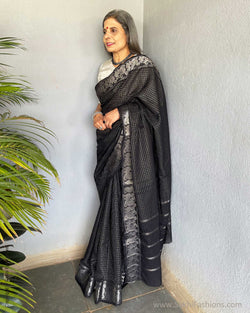 EE-V10690 Black Madurai Cotton
