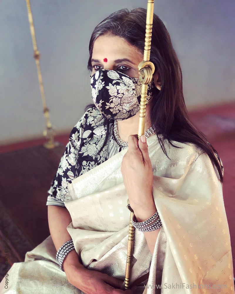 EE-MSK06 Black Brocade mask