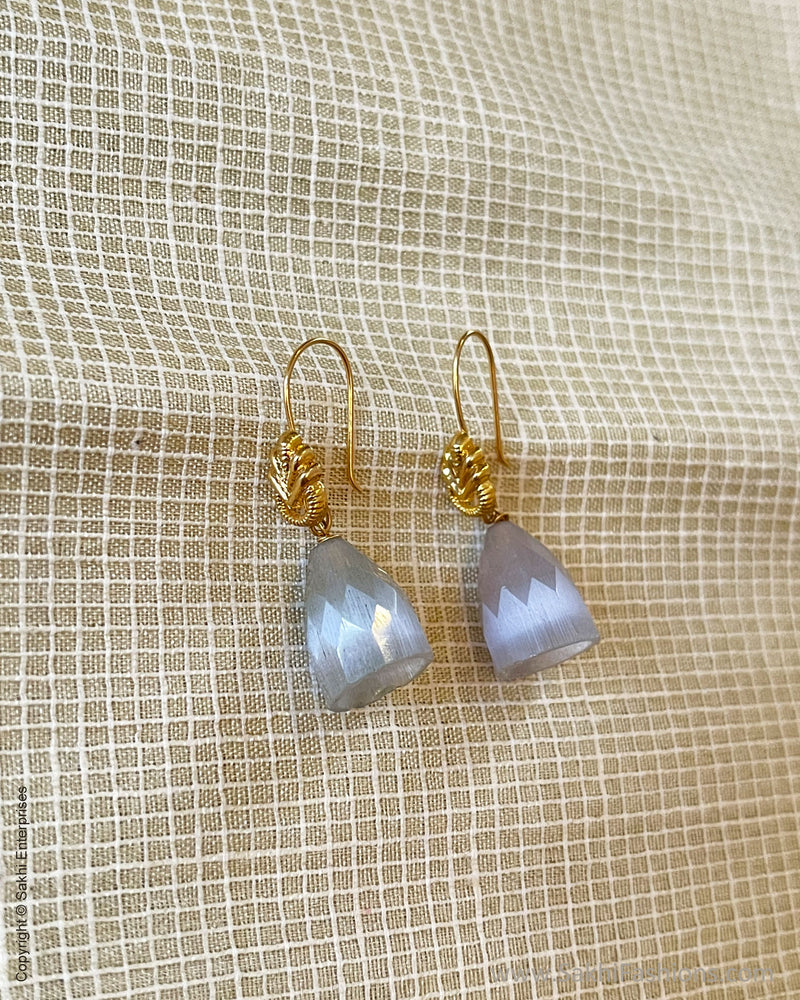 AG-V04304 Stone Hook earring