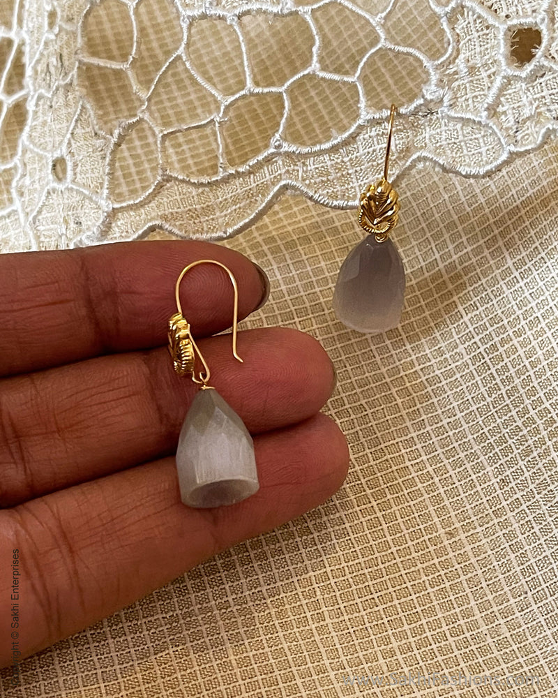 AG-V04304 Stone Hook earring