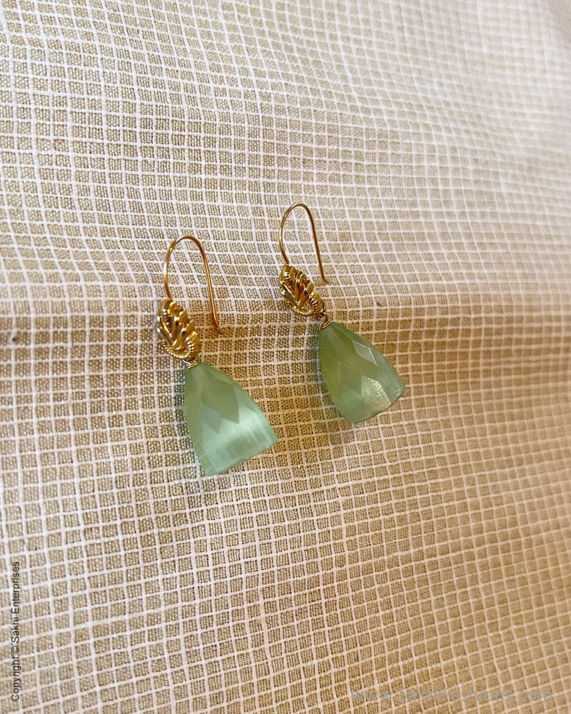 AG-V04306 Stone Hook earring
