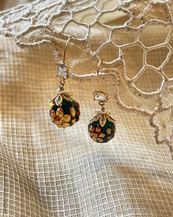 AGDS-9945 Gold Earring