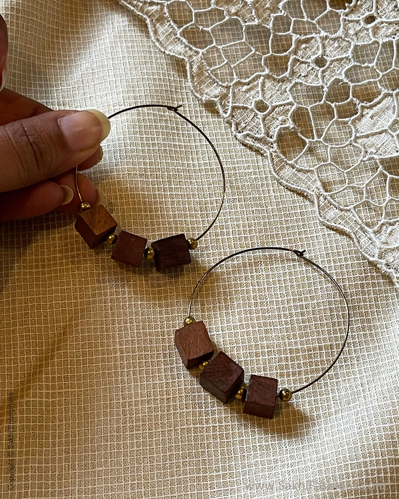 AJ-U11312 Wood Hoop Earring