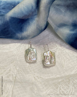 AJDS-43733 Pearl & Silver