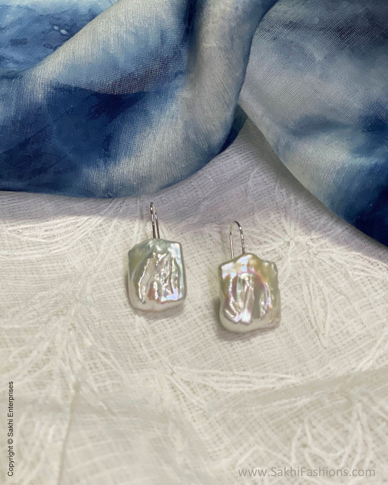 AJDS-43733 Pearl & Silver