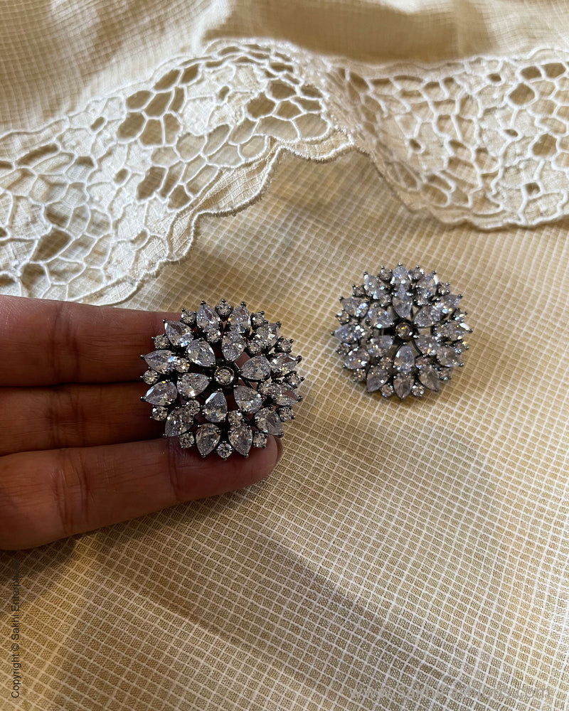 AJDS-49776 Diamante Earring
