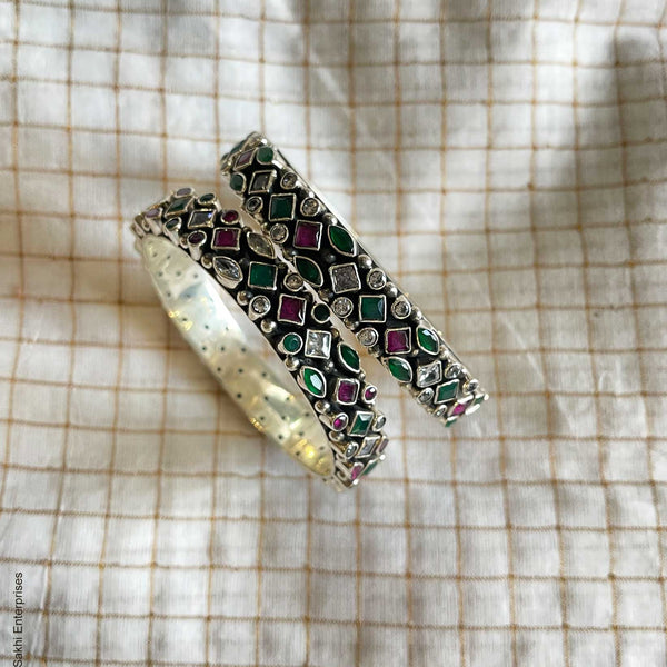Lab-Created Emerald & White Lab-Created Sapphire Snake