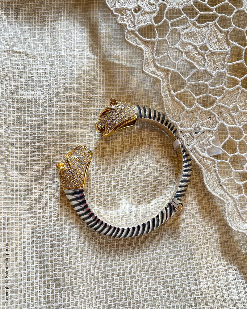 ASDS-44898 Silver Kada