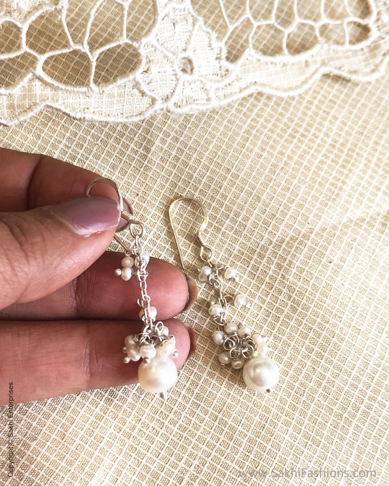 ASDS-T38428 Pearl & Silver Earring