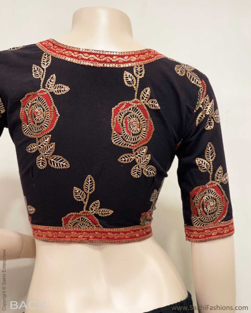 BL-R50334 Black Flower Blouse