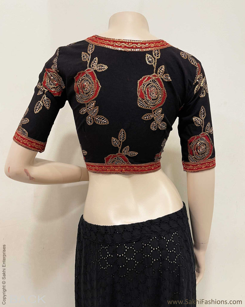 BL-R50334 Black Flower Blouse