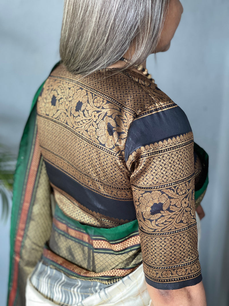 EE-V01061 Cream Ikath sari