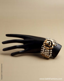 AD-0034 Flora Pearl bracelet