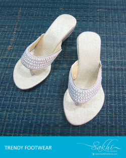 AFDQ-14996 - Cream & Cream Chappal