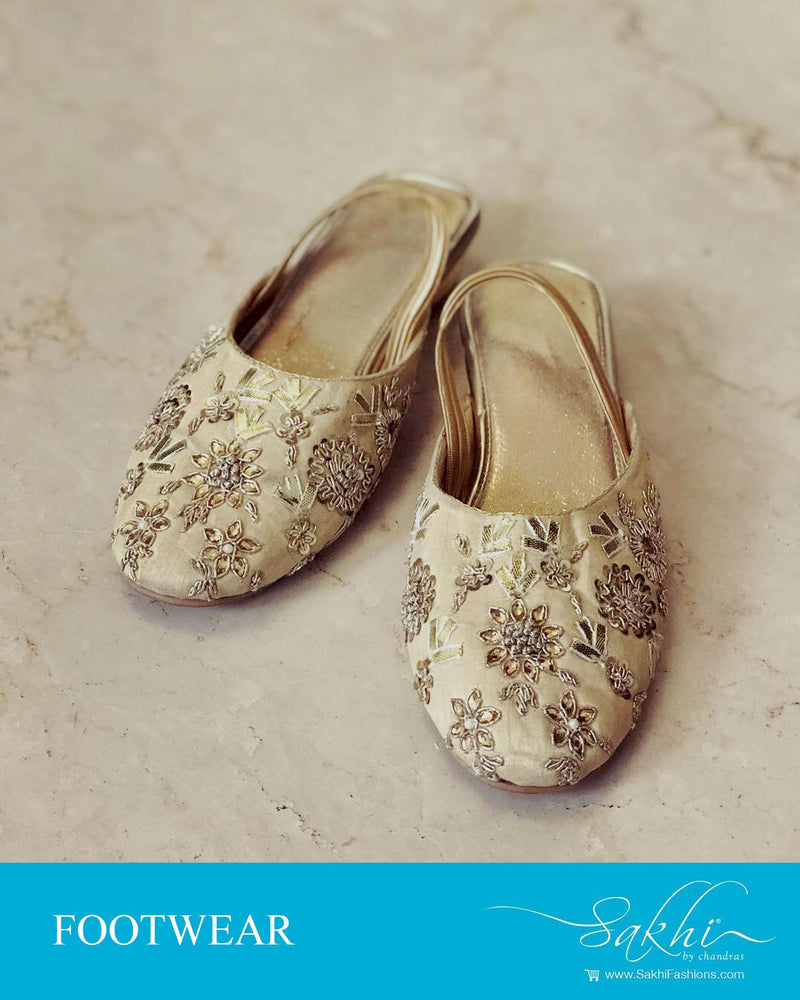 AFDR-22645 - Beige &  Foot Wear