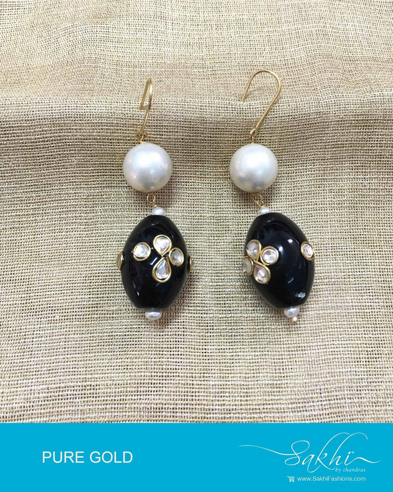 AGDP-12857 - Gold & Black Pure Gold Earring
