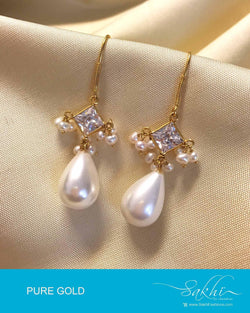 AGDP-8969 Pearl Gold Earring