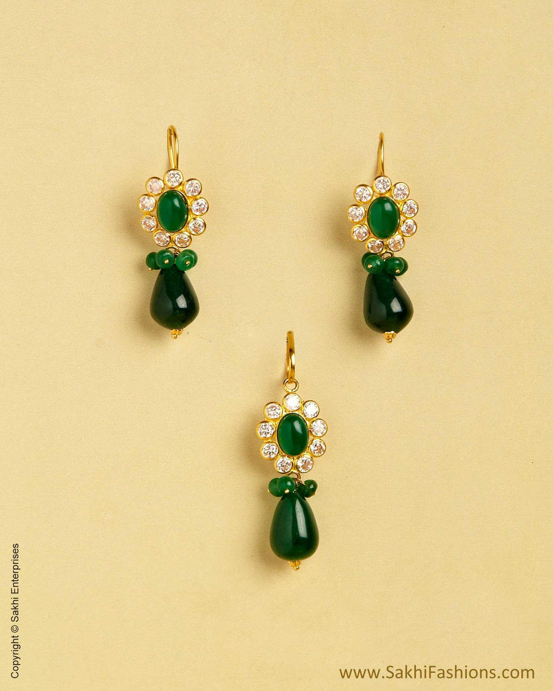 AGMSO-10368 - Green &  Pure Gold Pendant & Earring