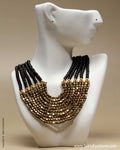 AJ-0083 Isis Black