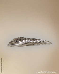 AJ-0156 - Silver Mix Metal Bangle