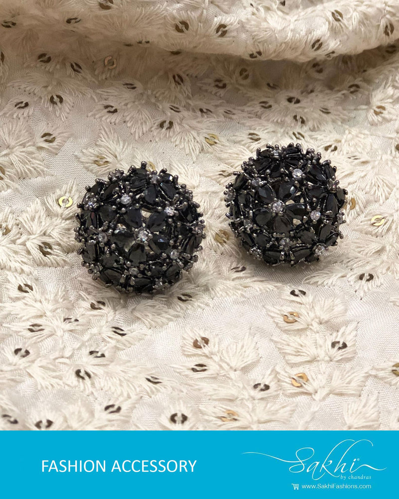 AJ-R8962 Black Stud Earring