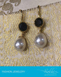 AJDP-7312 - Gold & White Mix Metal Earring