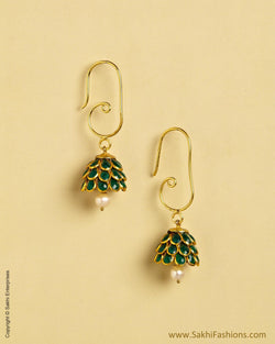 AJMSO-10844 - Green & Yellow Mix Metal Hook Hanging