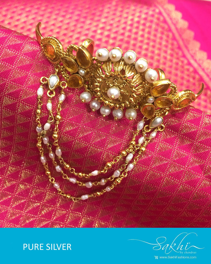ASBS17-1081 - White & Gold Silver & Gold Hair Clip