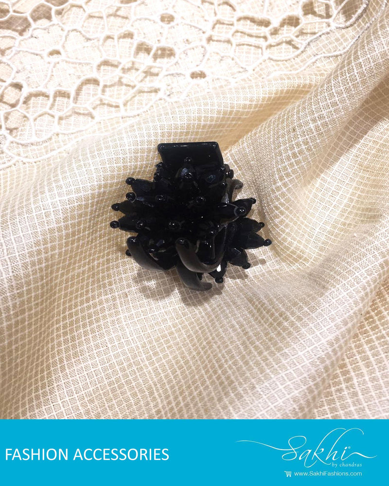 AXDQ-0005 - White Hair Clip