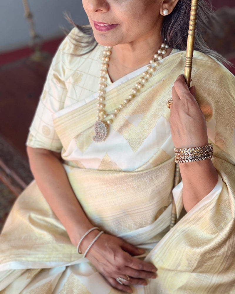 EE-V18977 Classic Cream Kanchi